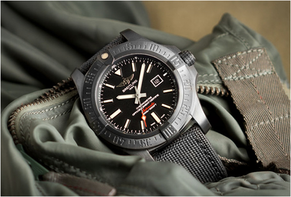 breitling-avenger-blackbird-5.jpg