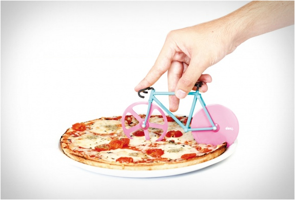 Fixie pizza cutter 4