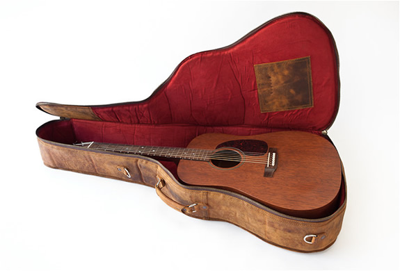 Vintage Guitar Case