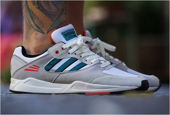 Adidas Tech Super