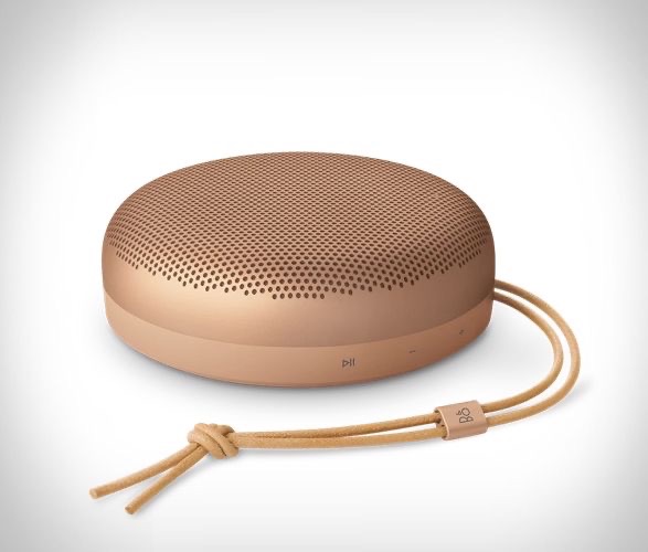 beosound-a1-3rd-gen-speaker-7_Large.jpeg | Image