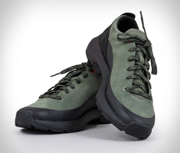 Danner Caprine Low