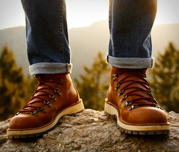 Danner mountain pass hotsell