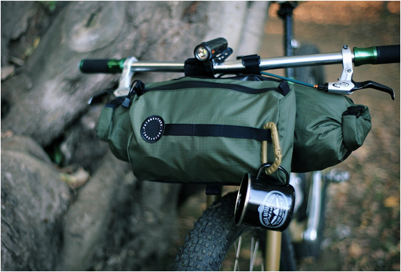 FAIRWEATHER Handlebar Bag ripstop 黒い olive