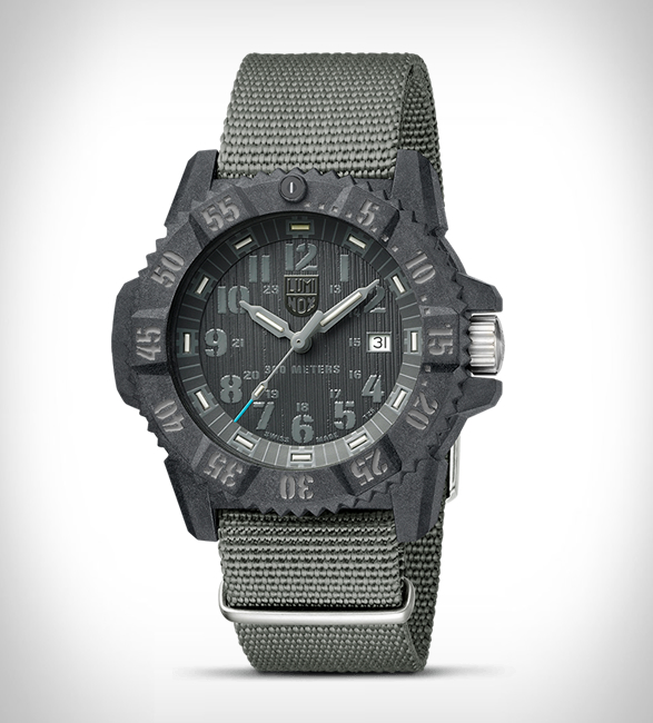 Luminox carbon seal 3802 best sale