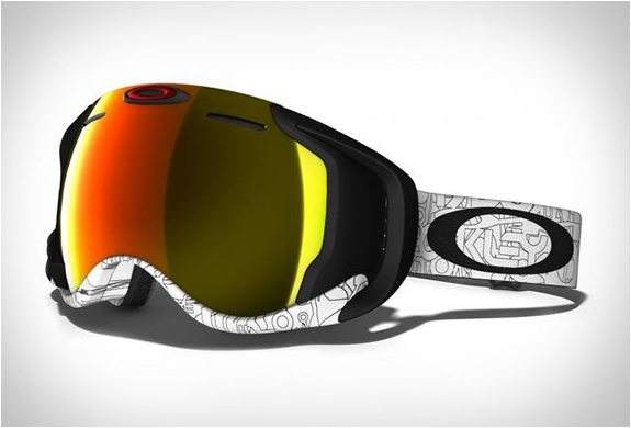 Oakley Airwave