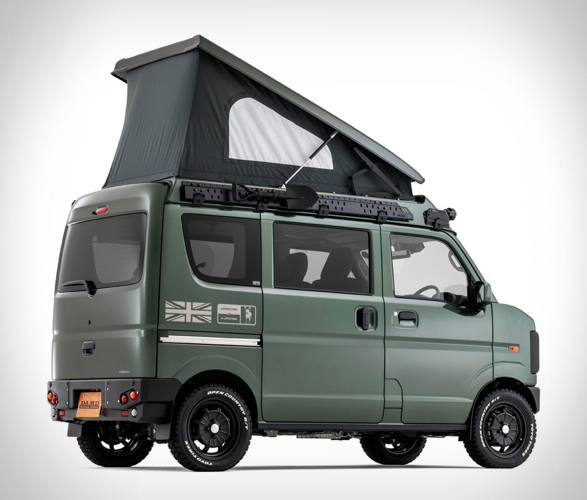 Suzuki orders carry vans for